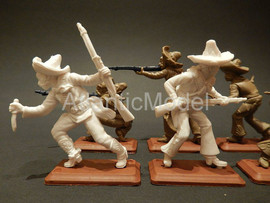 Солдатики 1/32 DSG Пешие мексиканцы 12 Не окрашены 6