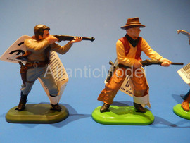 Солдатики 1/32 Britains Индейцы Ковбои Первый наб 2