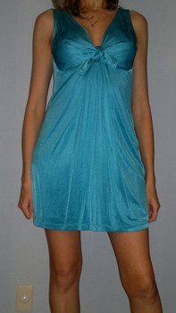 Платье фирмы bcbgmaxazria