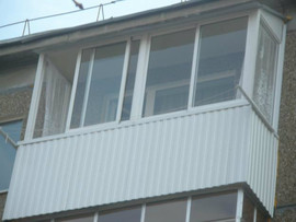 Демонтаж старого остекления и отделки;