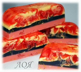 Авторское мыло ручной работы из "Мастерской подарка"