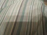 Отрез бледно-зеленоватой ткани в полоску 80 х 400 см