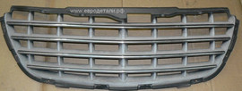 Решетка радиатора 04857626AA Chrysler Pacifica