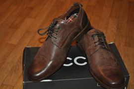 Новая обувь Ecco