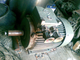 электродвигатель