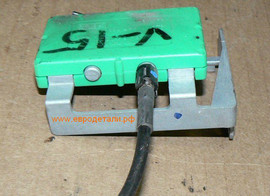 Антенный усилитель зеленый 30679286 Volvo S60 V70 S80 31252297 2