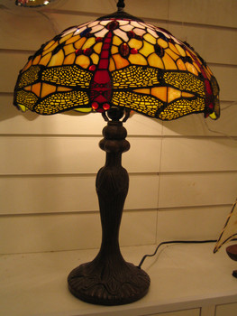 Настольная лампа в стиле Тиффани