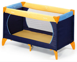 продаю новый детский манеж Hauck