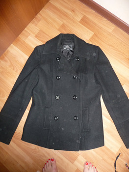 Продам в Омске: Продаю новое модное пальто за 400 руб.