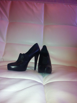 ПРОДАМ ТУФЛИ LUI JO!!