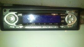 CD-магнитола JVC