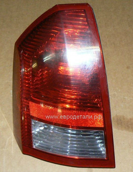 Фонарь задний левый Chrysler 300C usa
