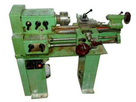 Продам школьный токарно-винторезный станок тв 6 Хорош для гаражн