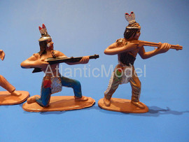 Солдатики 1/32 ??? Индейцы пешие 8 фигур в 8 позах 7