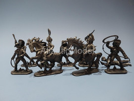 Солдатики 1/32 Hofler Ковбои Черный цвет №3 9 фигур 9 поз 2