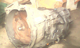 Продам з/ч БМВ 523