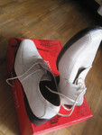 Новые светлые белые кожаные туфли стелька 23 см размер 39 - 40 к