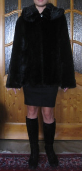 Продам норковую шубку!Автоледи,чёрная.44-46 размер.1сезон