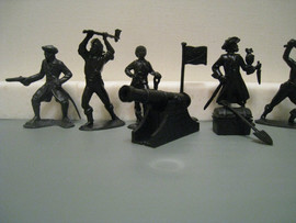 Солдатики 1/32 BUM и Marx 6 Пиратов 6 поз Пушка 3