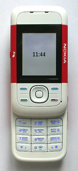 Новый тел.Nokia 5200 (Ростест,оригинал,комплект)