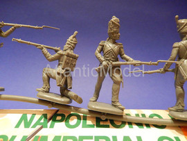 Солдатики 1/32 ESCI Императорская гвардия 7 фигур 8