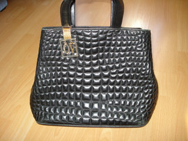 Продаю сумку Valentino Orlandi