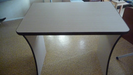 Парта для школьника младших классов