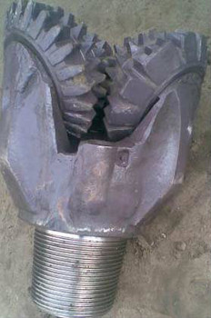 Постовляем долото буровое шарошечное, PDC, коронки, труба бурова 3