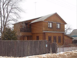 Двухэтажный жилой дом в пригороде Можайска