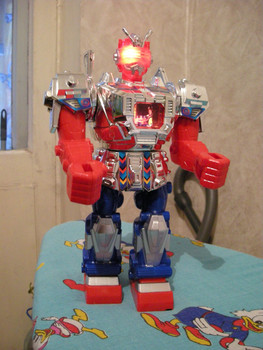 Продам новые игрушки 5