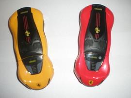 Мобильный телефон в виде Ferrari F1. 2