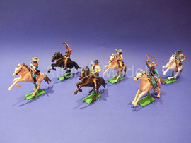 Солдатики 1/32 Britains Ковбои конные Раритет 1971 6
