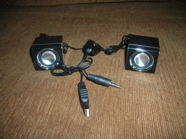 Продам колонки для ноутбука 2