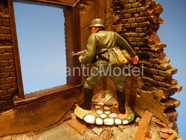 Солдатики 1/32 CONTE Офицер Ждать команды WWII 2