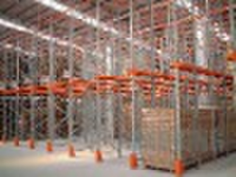 Drive-in pallet racking