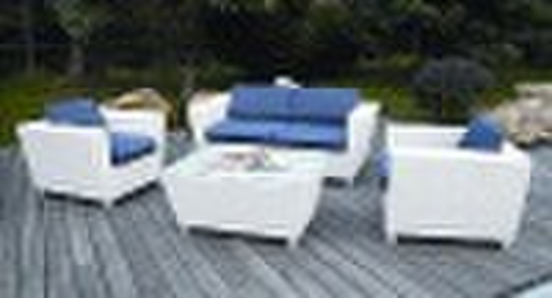 outdoor wicker furniture