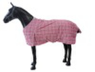 лошадь одеяла
