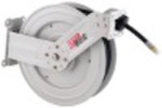 Retractable hydraulic oil hose reel