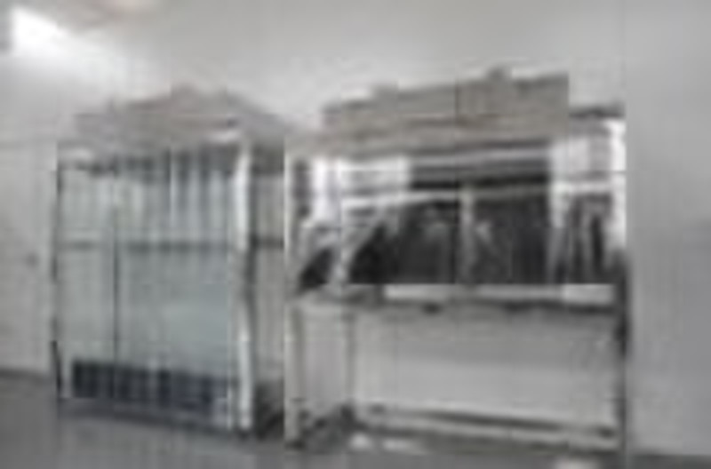 Vertical flow clean bench