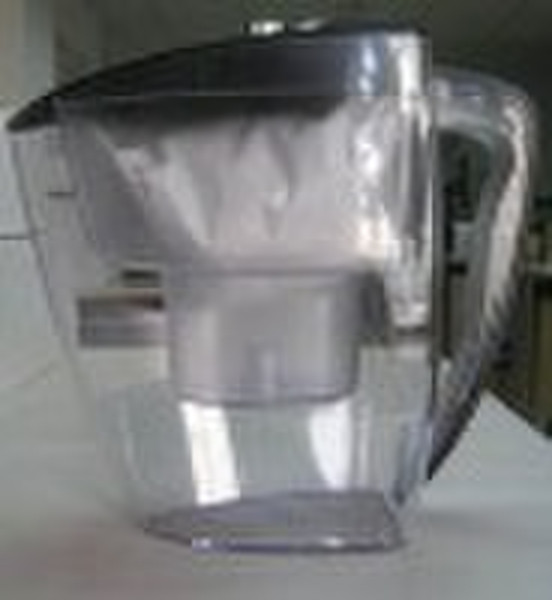 Filtration pitcher