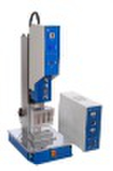 High-accuracy plastic welding machine