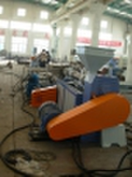 PET granulating extrusion
