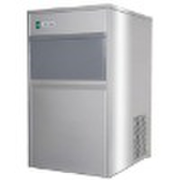 Ice Maker With Water Tank