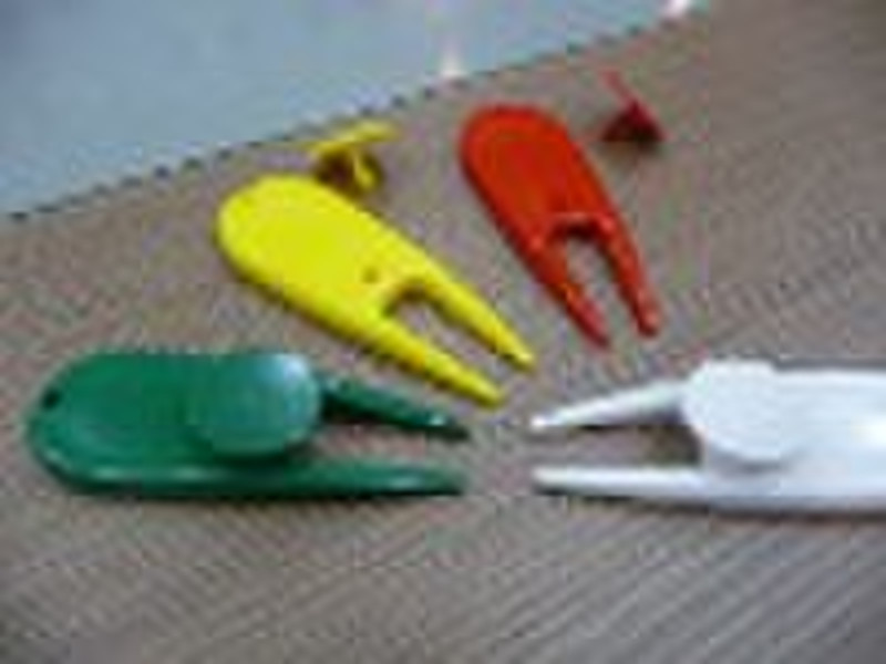 Golf divot ball mark GS012