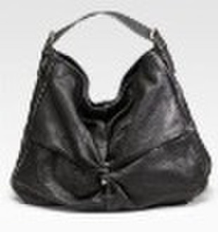 woman   Handbag