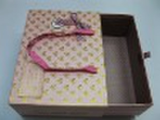 folding  gift box