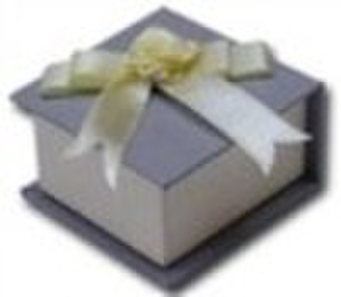 paper gift packaging box