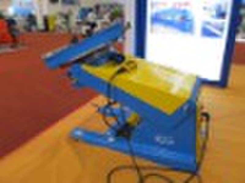 Hydraulic height adjustable welding positioner