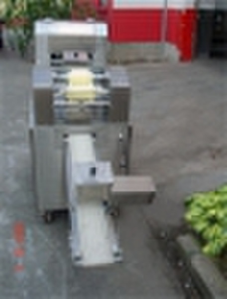 Automatic Dough-Presser with flour-sprinkler