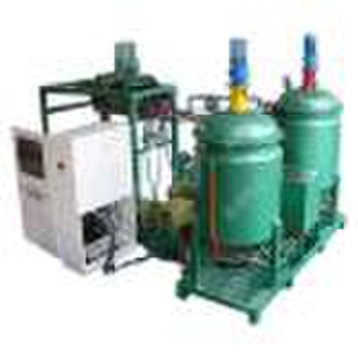 Low-Pressure Reaction Injection Machine
